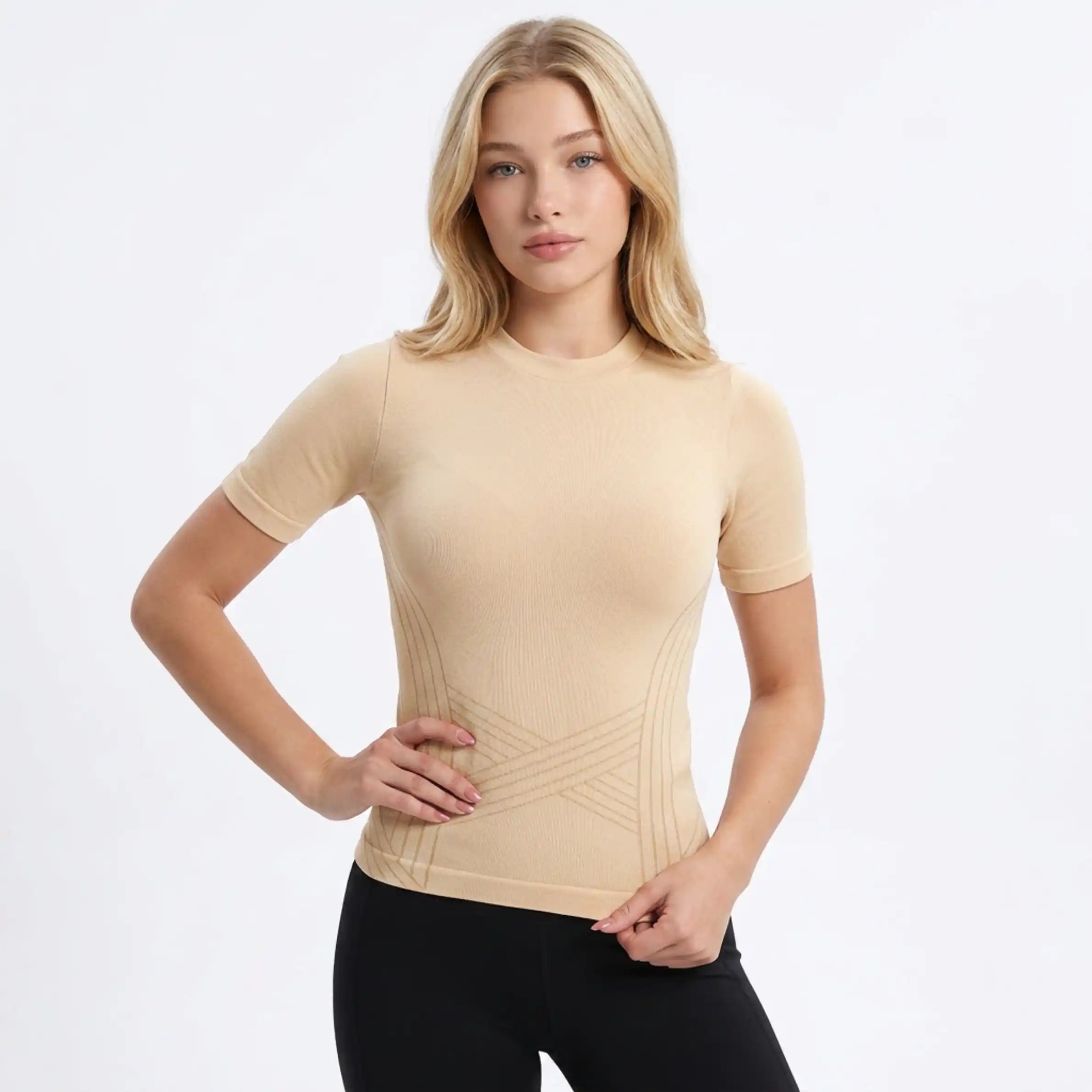 3D™ – Schlankmachendes T-Shirt - Formend & Stützend